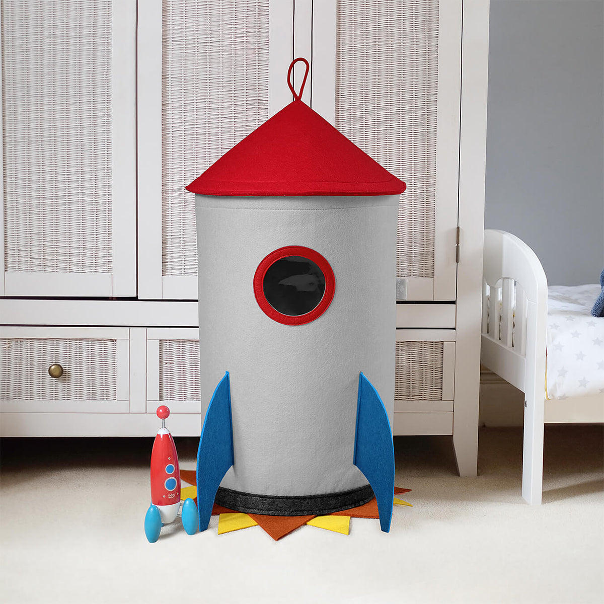 little-stackers-rocket-laundry