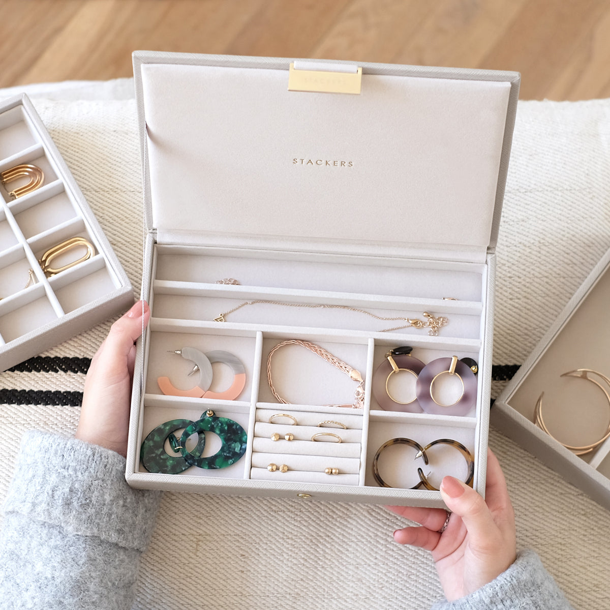 STACKERS クラシック　ジュエリーボックス Stackers Taupe Classic Jewellery Box Lid – STACKERS LONDON