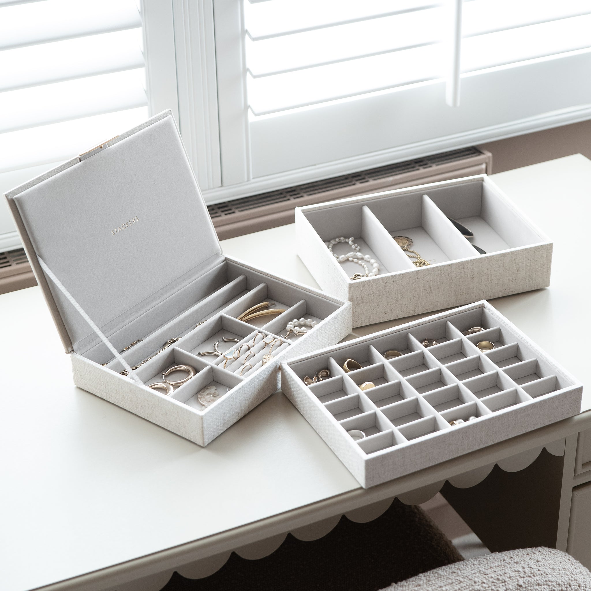Stackers Taupe Classic Jewellery Box – STACKERS LONDON