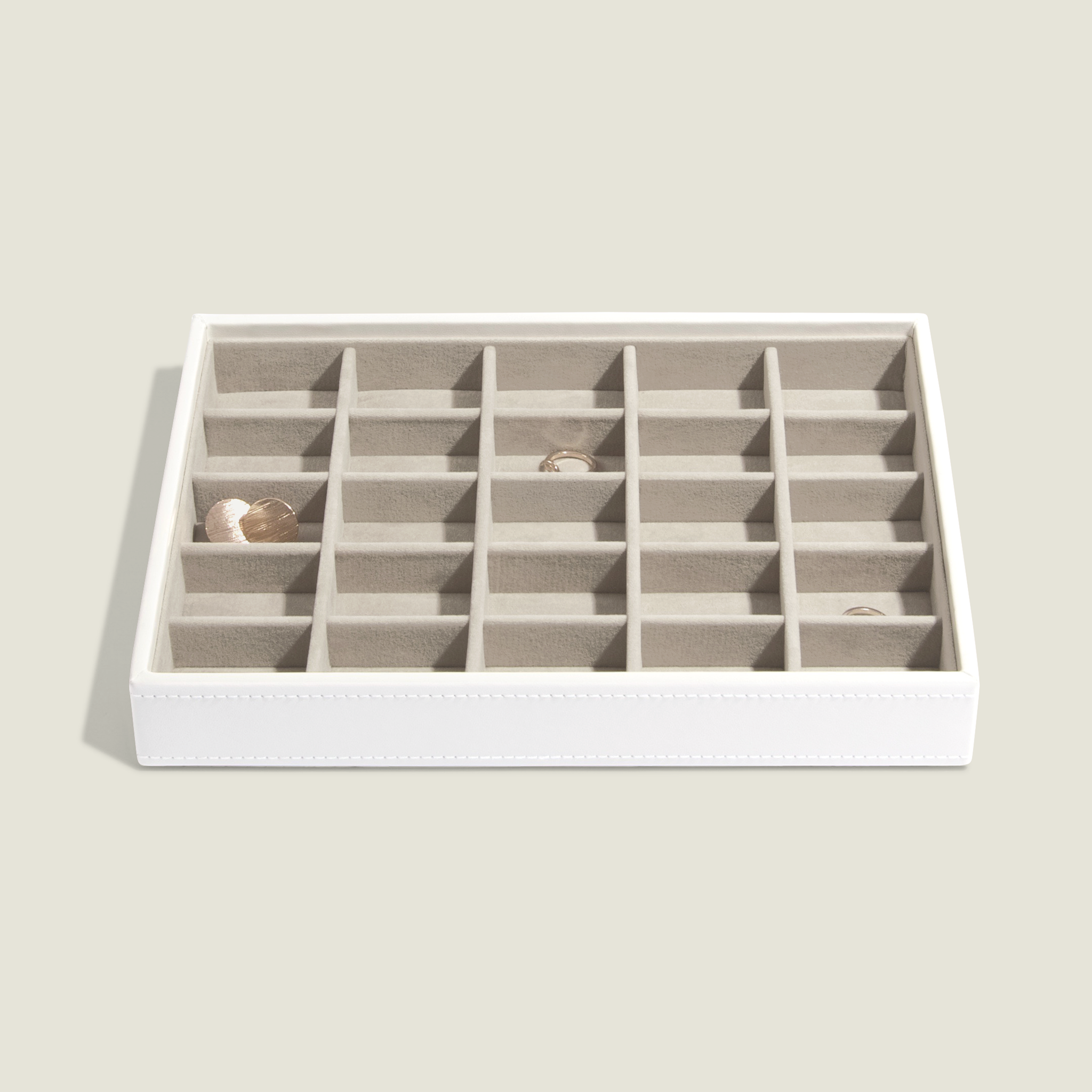ホワイト – STACKERS LONDON ホワイト – STACKERS LONDON