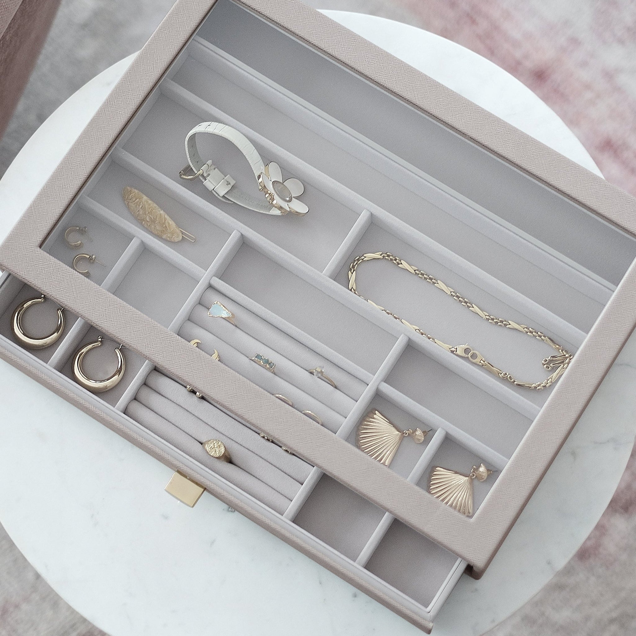 スーパーサイズ ドロワー ジュエリーケース GlassLID トープ