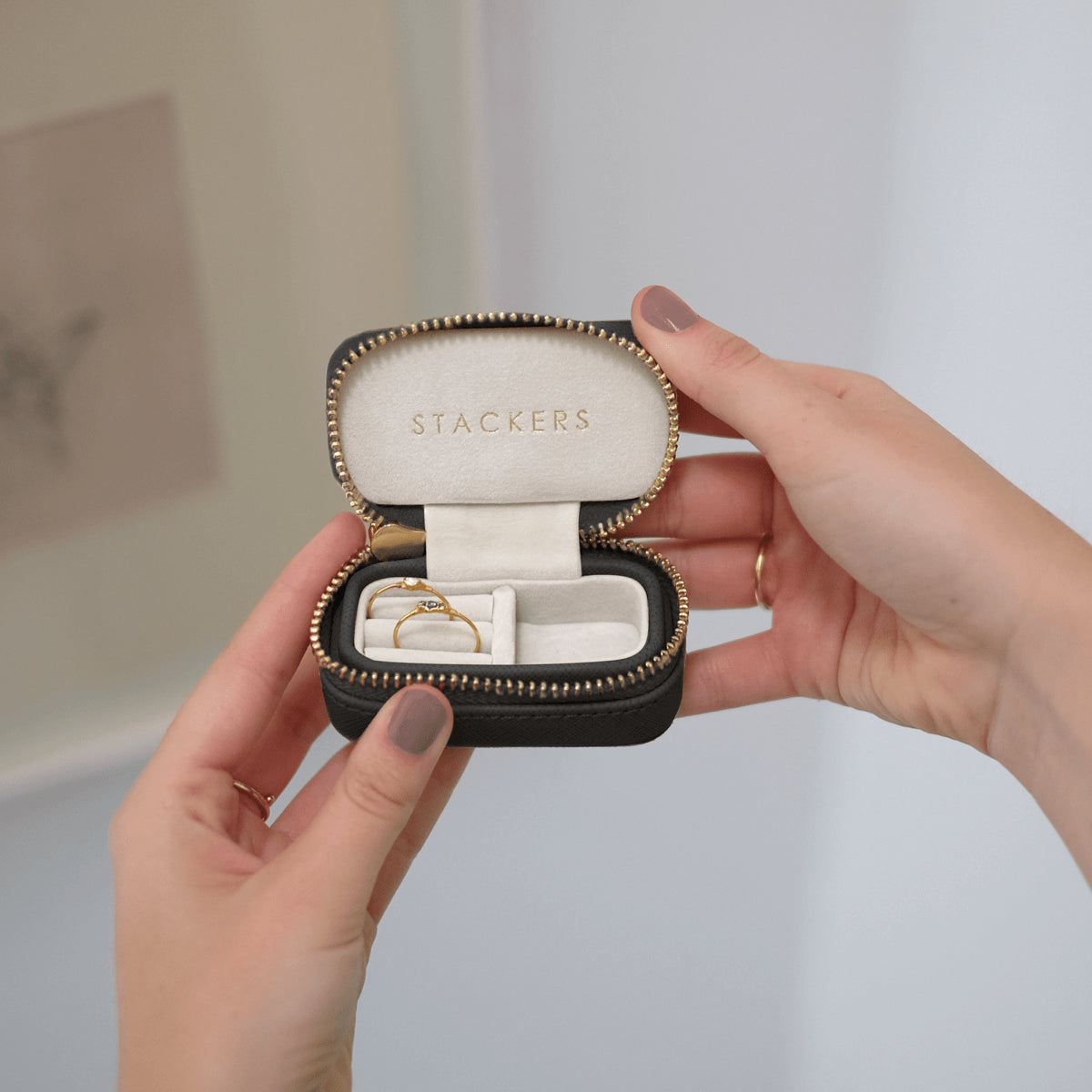 新品未使用！ MonET ターポリンバック〈エステル・ストッカー　憧れの眺望〉 stackers-black-petite-travel-